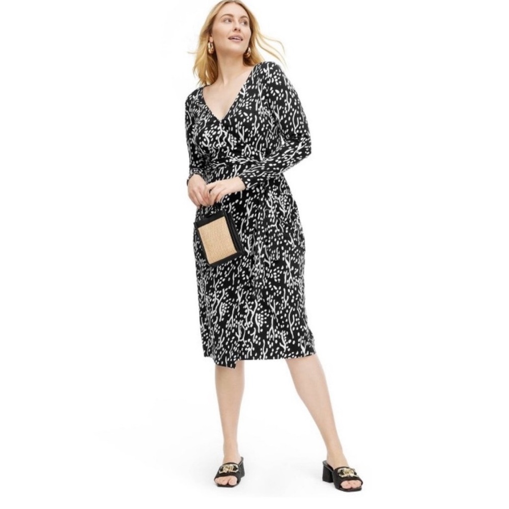 NWT DVF Black & White Wrap Dress from Target collab